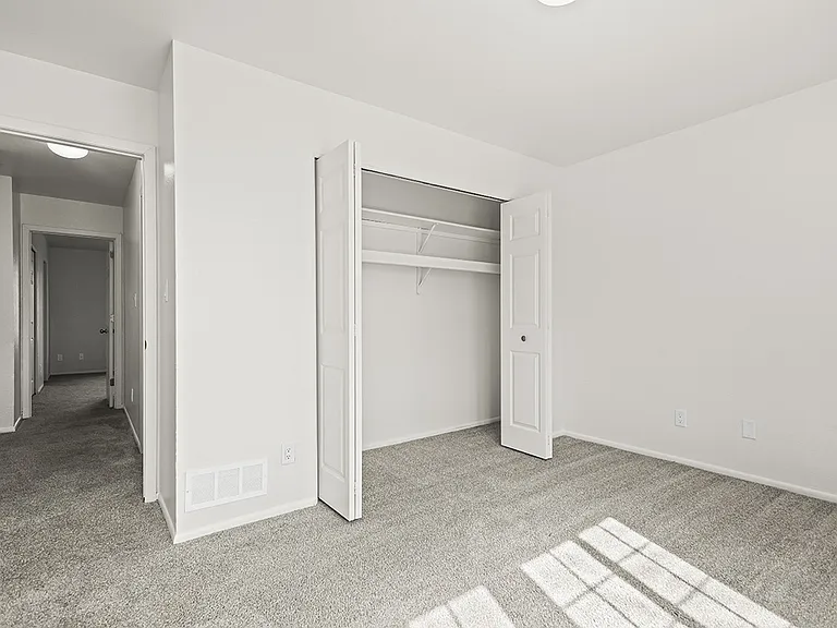 Tanglewood Apartments — Photo 51