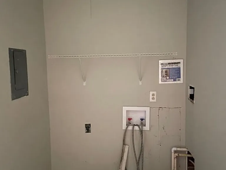 817 N 10th St — Photo 15