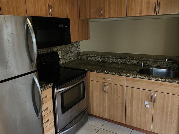 3rd image of 1104 Coral Club Drive #1104