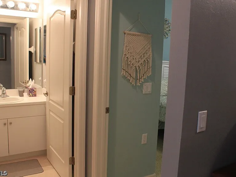 16625 Lake Circle Dr #523 — Photo 21