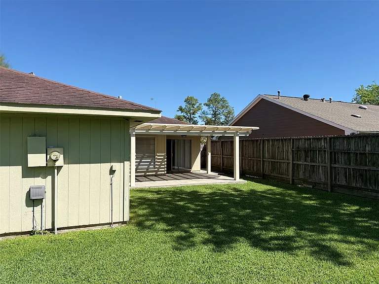 6610 Addicks Clodine Rd — Photo 30