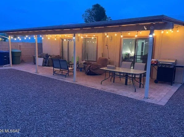 1456 S Moonlight Dr, Tucson, AZ 85748