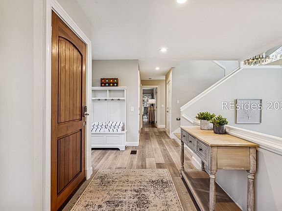 4th image of 30 Plantation Dr