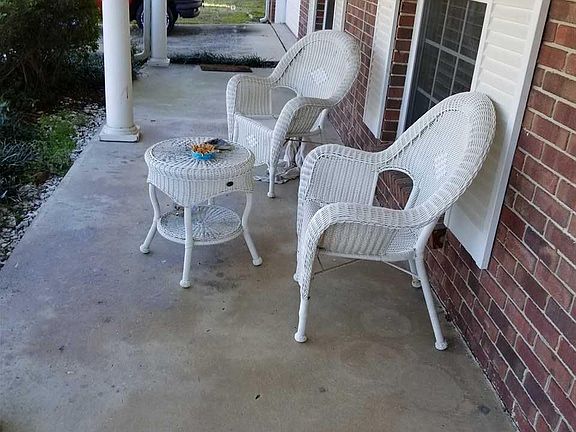 2nd image of 6887 Stonehenge Cir