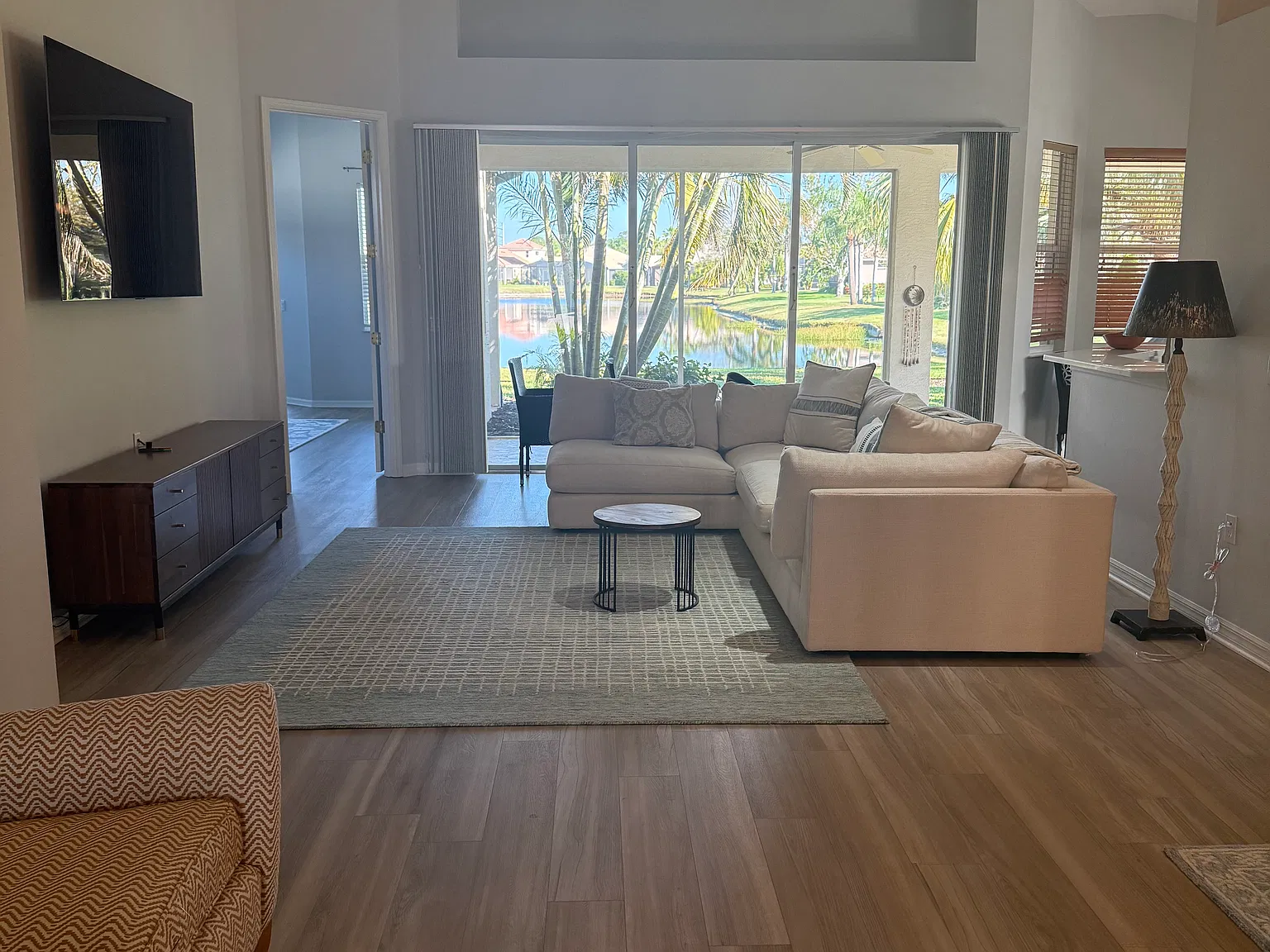 3 bed, 1867 sqft, $3,000 — Photo 4