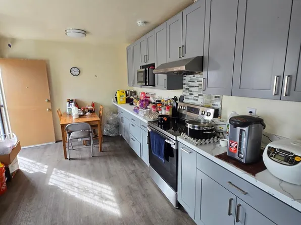 2432 Pine Ave, Richmond, CA 94806