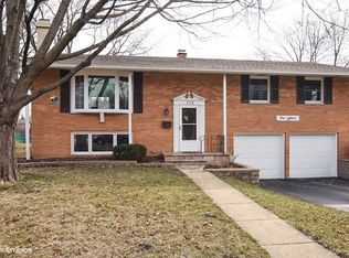 115 S Belle Ave, Palatine, IL 60074