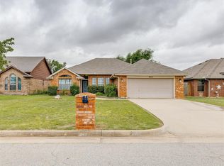 8421 Barkwood Ln, Oklahoma City, OK 73135