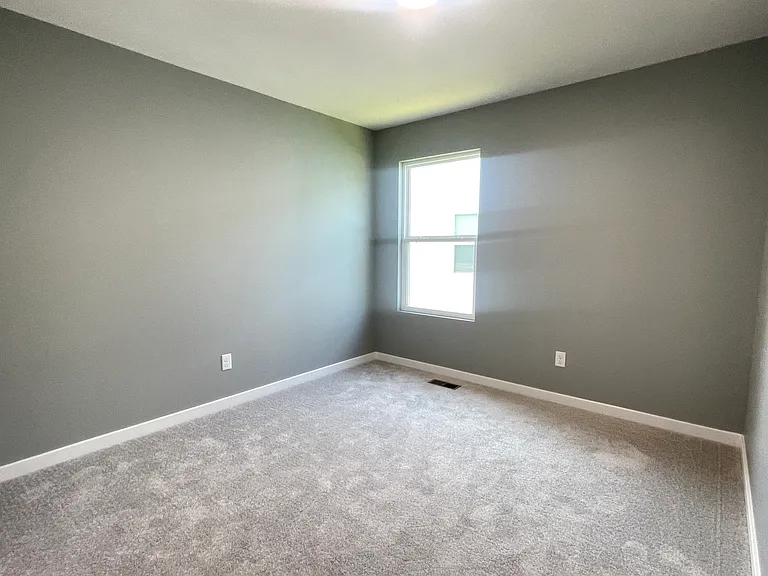 1722 N Hawthorne Pl — Photo 12