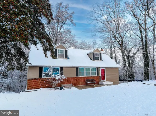 6 Cypress Cir, West Deptford, NJ 08096