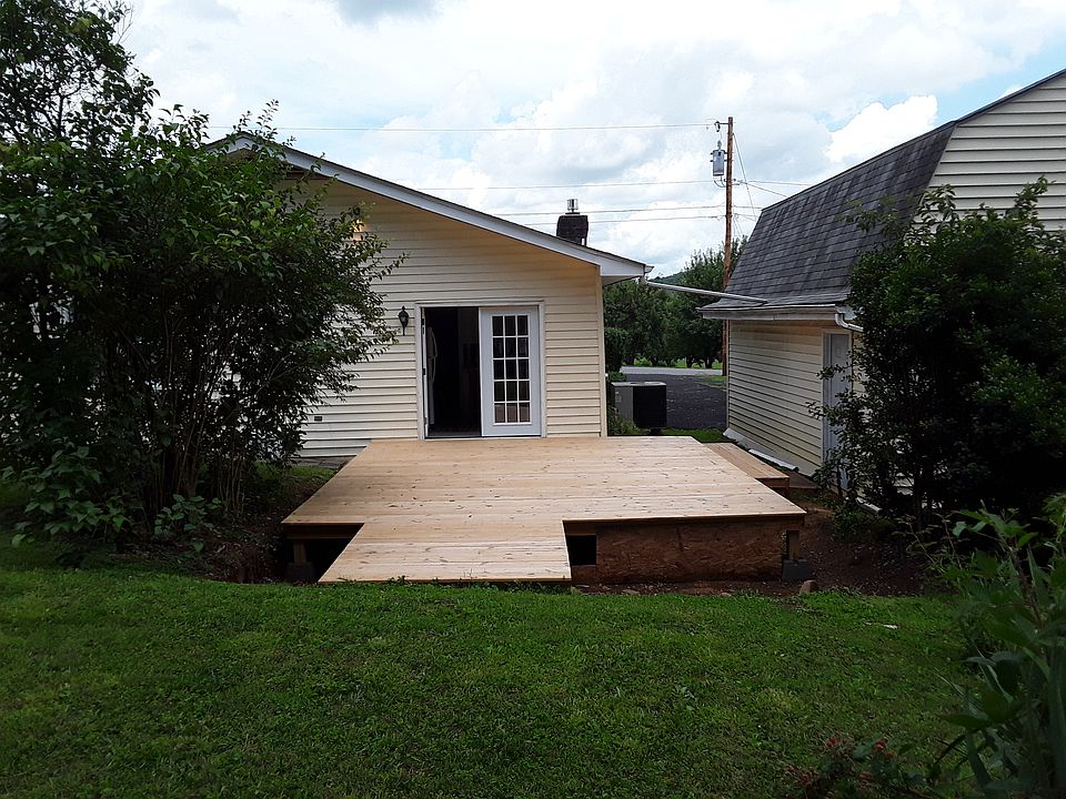 Brand new deck 16x16