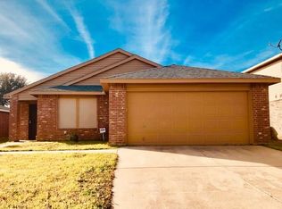 8736 Hunters Point Way, Fort Worth, TX 76123