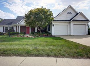 1503 Amy Dr, Mahomet, IL