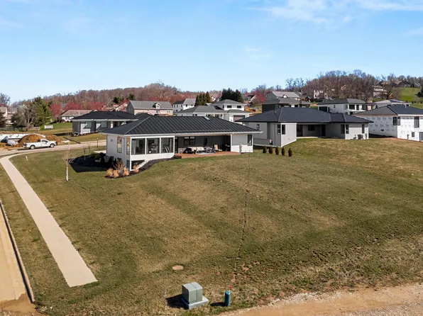 52 Betty Dr, Bellville, OH 44813