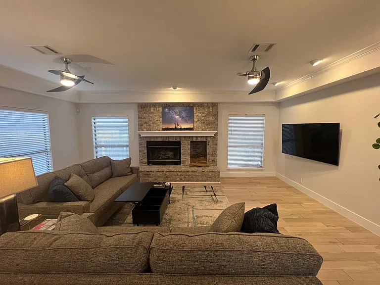 3914 Latimer Dr — Photo 11