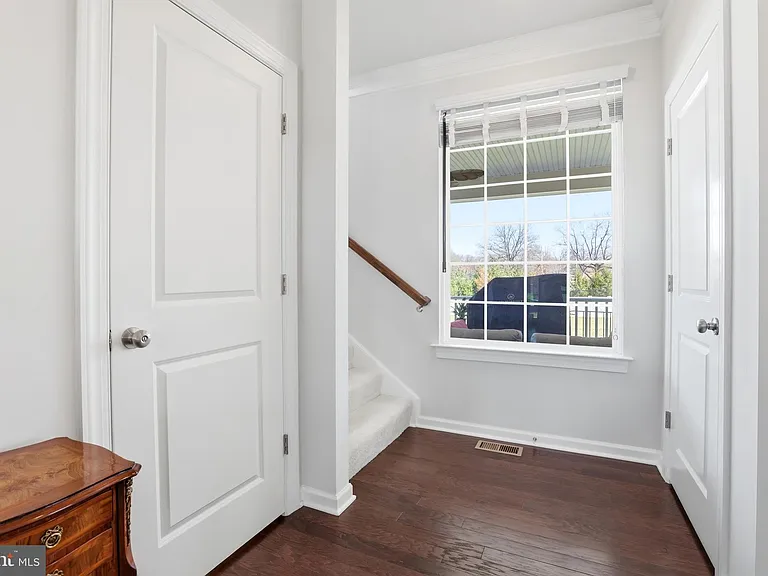 6702 Savannah Dr — Photo 13