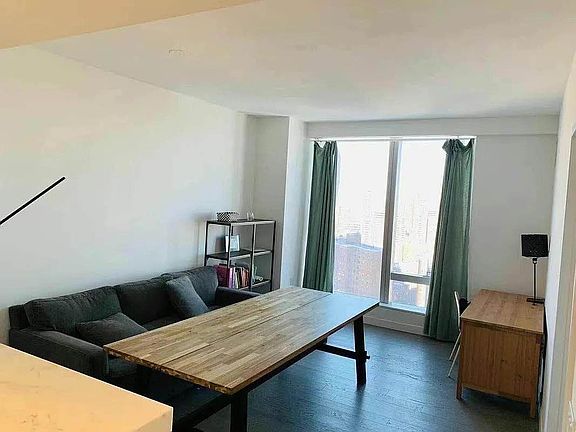 5th image of 252 South St #28JJ