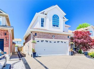 913 Copper Leaf Cres, Kitchener, ON N2E 3W1