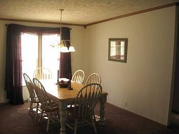 5th image of 605 Kells Ln