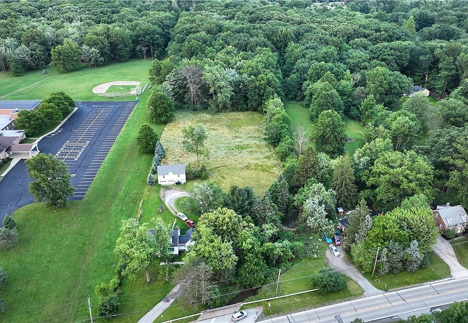 2nd image of Bishop Rd