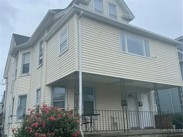 114 Charles Street, Bridgeport, CT 06606