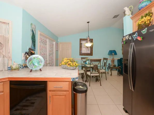 1641 SE Pleasantview Street, Port St Lucie, FL 34983