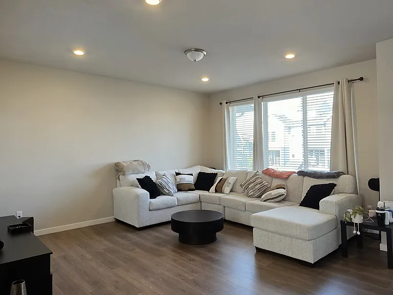 16762 Tejon Pl — Photo 13