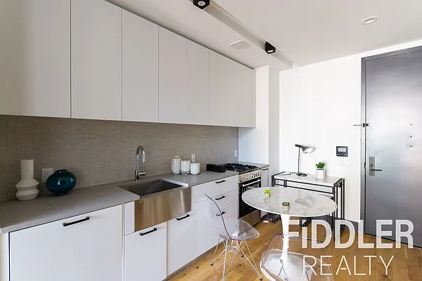 Rented by Fiddler Realty | media 101