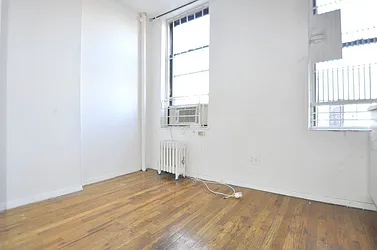 Rented by FirstService Realty (legacy)