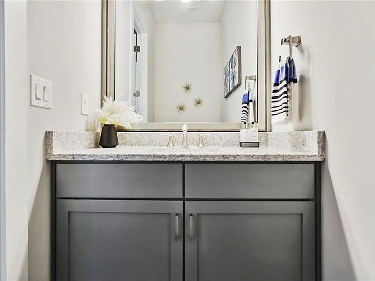 692 Drewry St NE — Photo 20