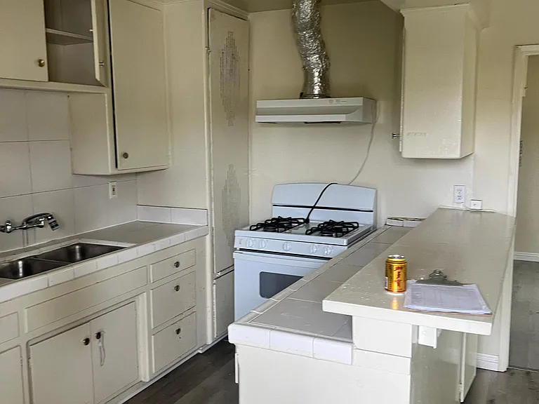 116 W Emerson Ave #K — Photo 2
