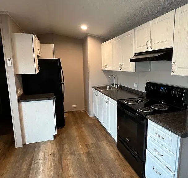 2901 E Highway 107 — Photo 74