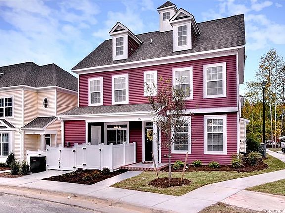 2nd image of 306 Promenade Ln