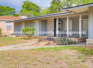 117 Brettonwood Dr, San Antonio, TX 78218