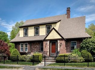 72 Beaufort Ave, Needham, MA 02492
