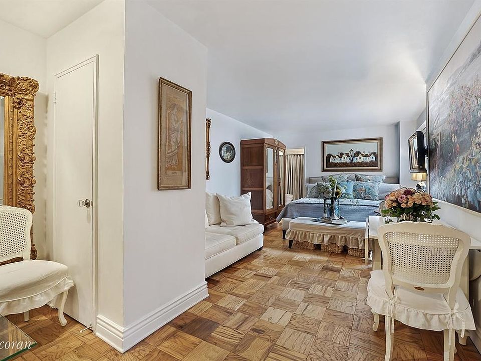1st image of 30 3rd Ave #7N