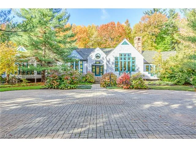4460 Sherwin Rd photo 1