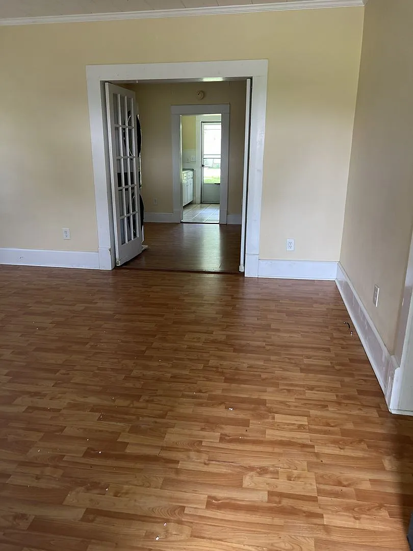 Cute 2/1 Home on Corner Lot in Graceville — Photo 2