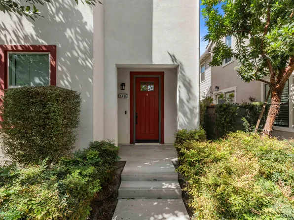 148 Natal Rd, Mission Viejo, CA 92694