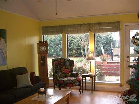 4th image of 5012 Millsprings Dr