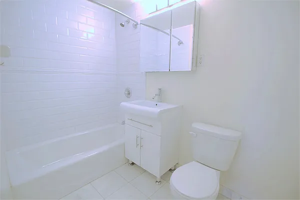 Rented by City Connections Realty | media 14