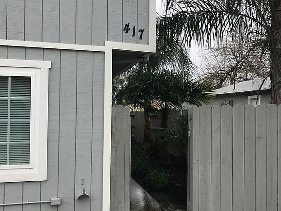 2nd image of 417 E St APT 4