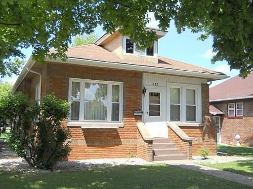 2nd image of 315 N School Ave