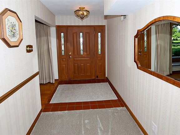2nd image of 12134 Blackhall Dr