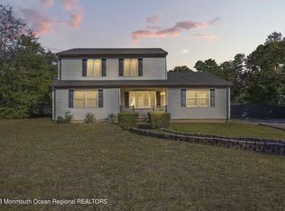 372 W Commodore Blvd, Jackson, NJ 08527