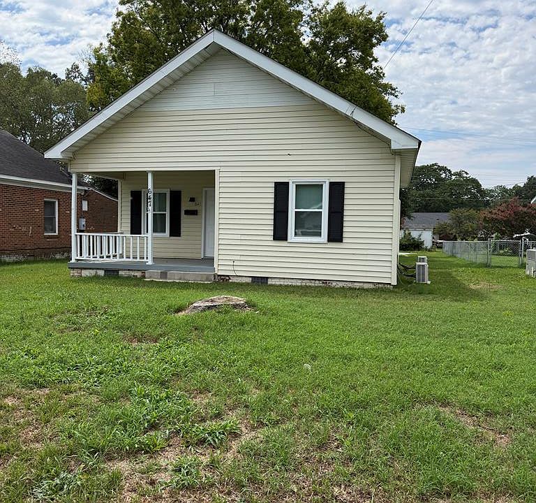 1st image of 647 Williams St