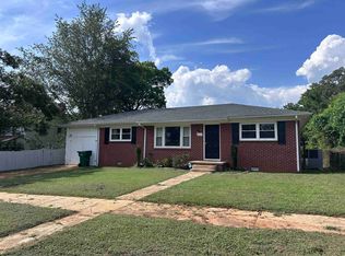 1613 Ridge Dr, Sheffield, AL 35660