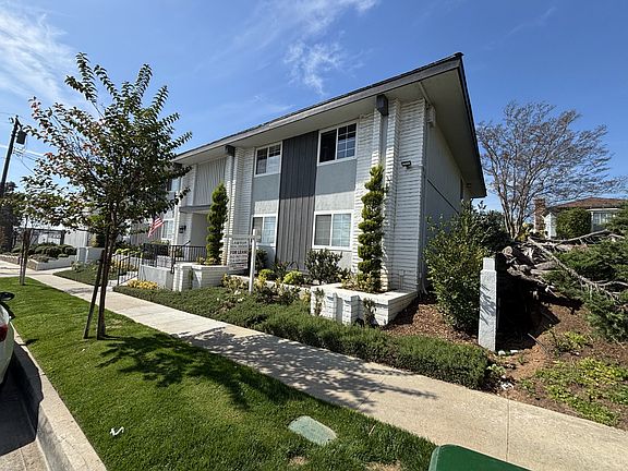 2nd image of 951 N Euclid St APT 14
