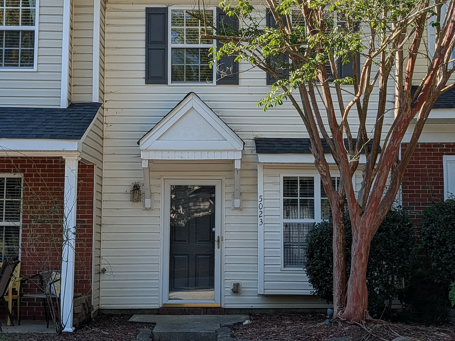2 bed, 1.5 bath, 1016 sqft, $1,550 — Photo 2
