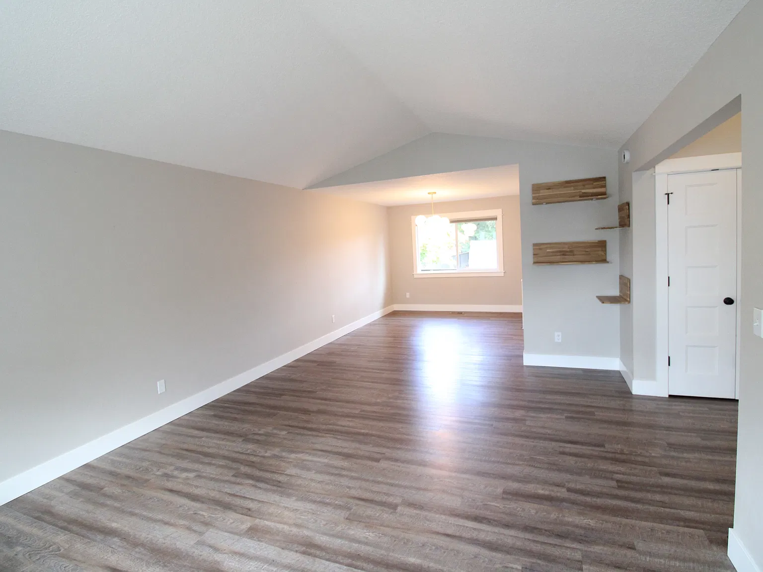 16410 Southeast Oakhurst Court - 1 — Photo 4